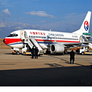 齐齐哈尔空运公司航空快运业稳步发展的原因是什么？